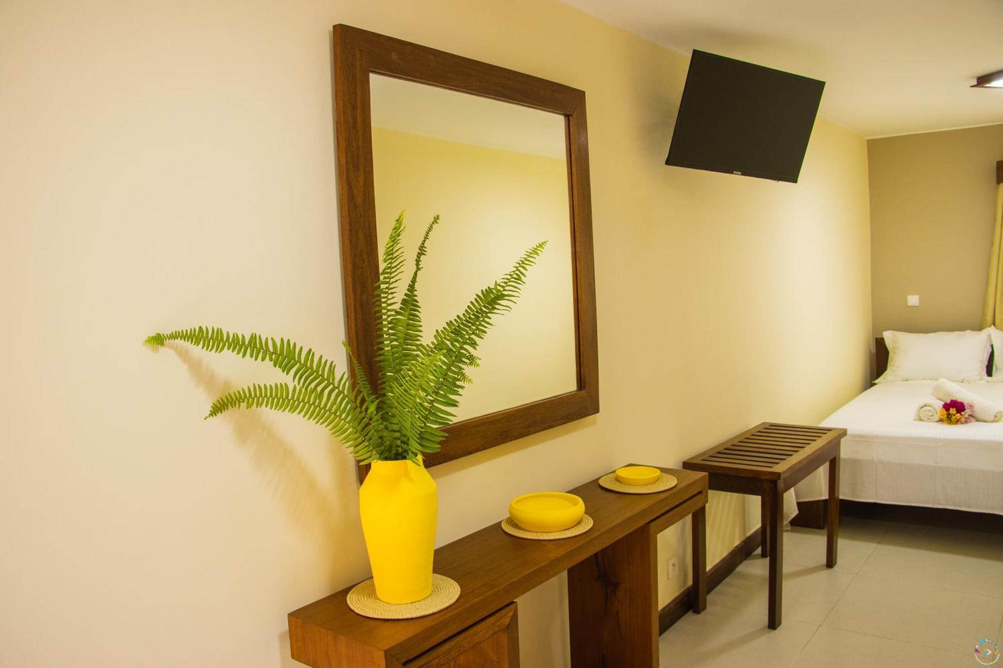 Hotel Baobab Cafe モロンダバ エクステリア 写真